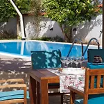 Luxurioeses Haus Direkt Am Strand- Grosse Terrasse- Pool By Interhome Semesterbostad *