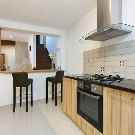 Prázdninový dům Luxurioeses Haus Direkt Am Strand- Grosse Terrasse By Interhome