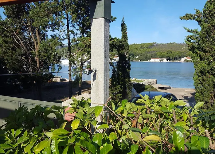 Luxurioeses Haus Direkt Am Strand- Grosse Terrasse- Pool By Interhome