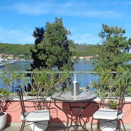 Дом отдыха Luxurioeses Haus Direkt Am Strand- Grosse Terrasse By Interhome *