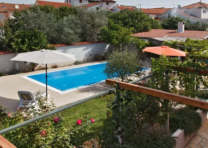 بيت للعطل Luxurioeses Haus Direkt Am Strand- Grosse Terrasse- Pool By Interhome